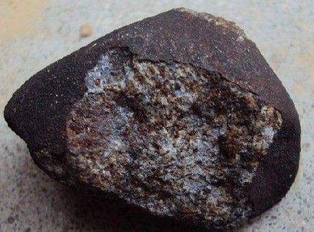 山东省菏泽市鄄城陨石