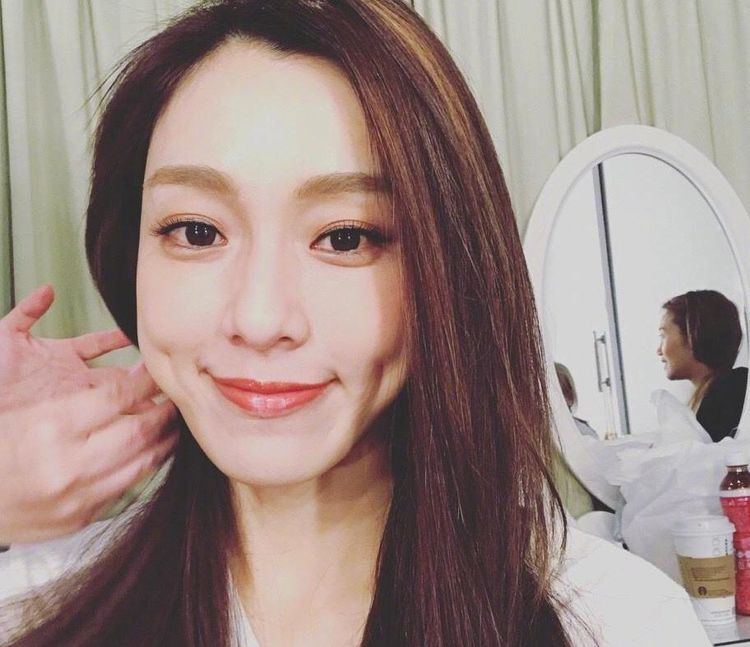 伪造名校学历?范玮琪回应显心酸,曾被曝对张韶涵落井下石
伪造名校学历?范玮琪回应显心酸,曾被曝对张韶涵落井下石