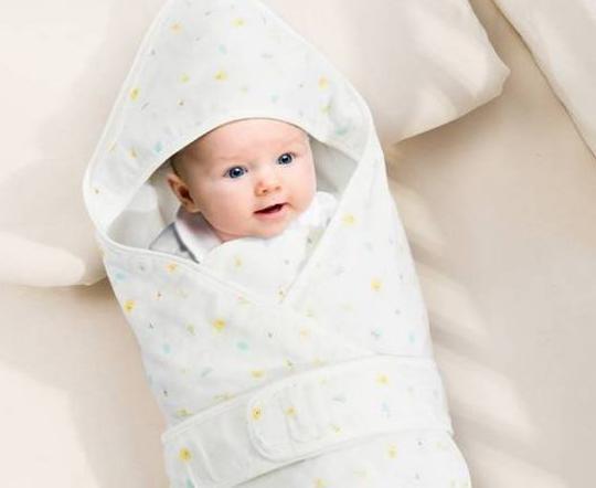                     婴儿用品10大黑名单曝光，红药水、游泳脖圈，孩子用了会影响发育