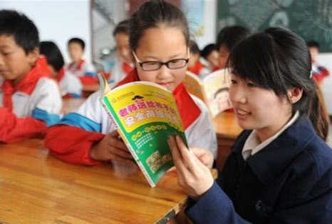 
老师留家庭作业惹家长发飙：请你不要只拿钱不做事！


