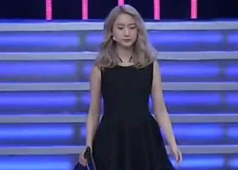 
原创
25岁的清华美女来求职，张嘴敢要一亿薪资，啥情况？


