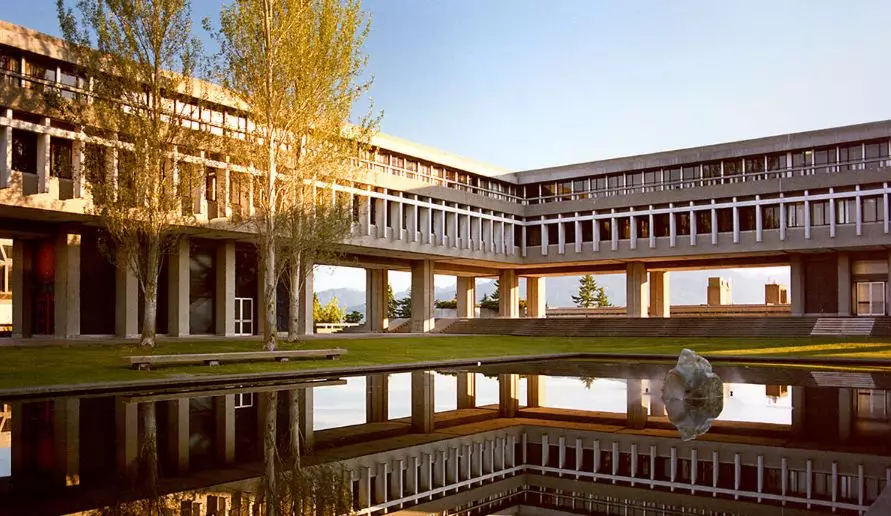 
原创
申请西蒙菲莎大学，语言成绩最低要求是什么？


