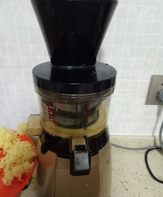                     不管再难搞的积食，玉米这样用，喝完一碗嗖嗖嗖！再也不用药！