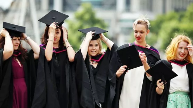 中国留学生利好:英教育部拟撤销欧盟学生学费优待政策
中国留学生利好:英教育部拟撤销欧盟学生学费优待政策