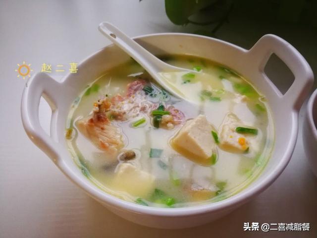 炖豆腐怎么炖入味 dbe5b136b576446f8c554c5e8f89a51b.jpeg
