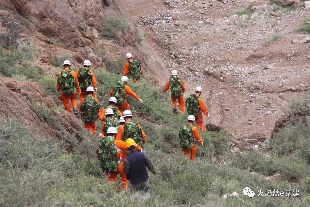 库车大队先进事迹系列报道之二 枕戈待旦铸忠诚 赴汤蹈火保平安