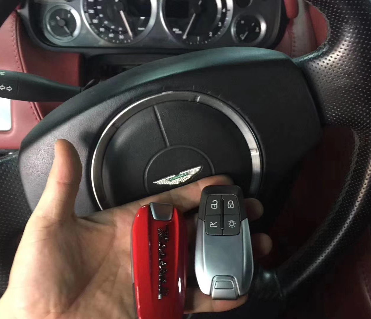 无钥匙锁车有时失灵 1214ab1d8b674b388a379b1ca042dc2a.jpeg