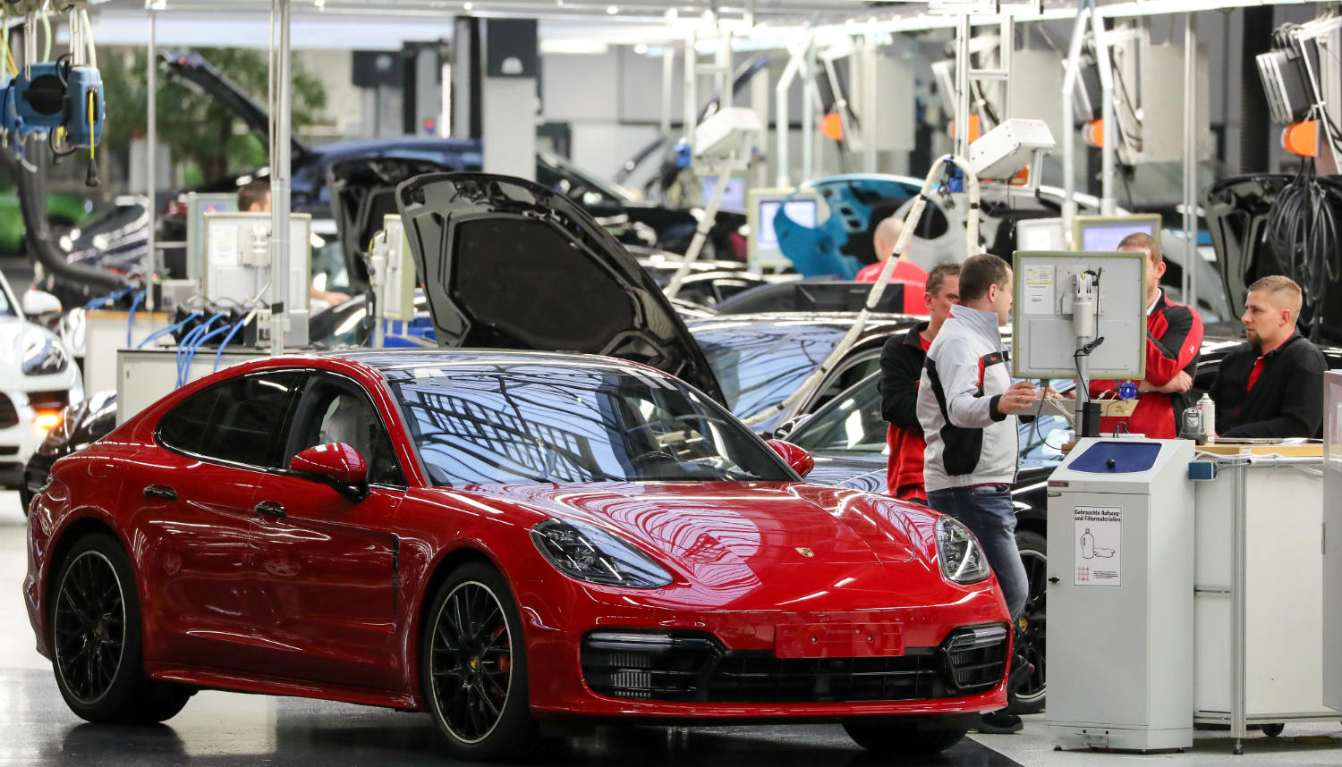 三大车企德国GDP_德国三大名将合照(2)