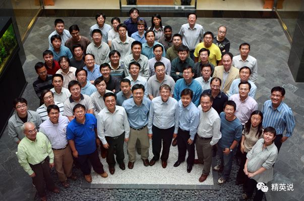 13岁上大学,20岁读博士,克林顿曾给他写信,那个从少年班走出的神童经历了什么?
13岁上大学,20岁读博士,克林顿曾给他写信,那个从少年班走出的神童经历了什么?