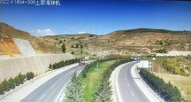 飞机场附近的农庄 842c37c268774ec4945192105d48e21d.jpeg