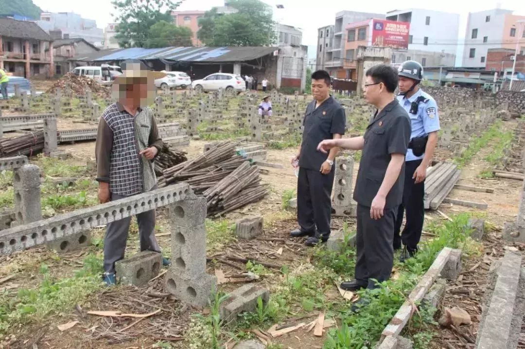 原告贵港市东龙供销合作社诉被告姚某值,姚某华,梁某非法侵占了其所有