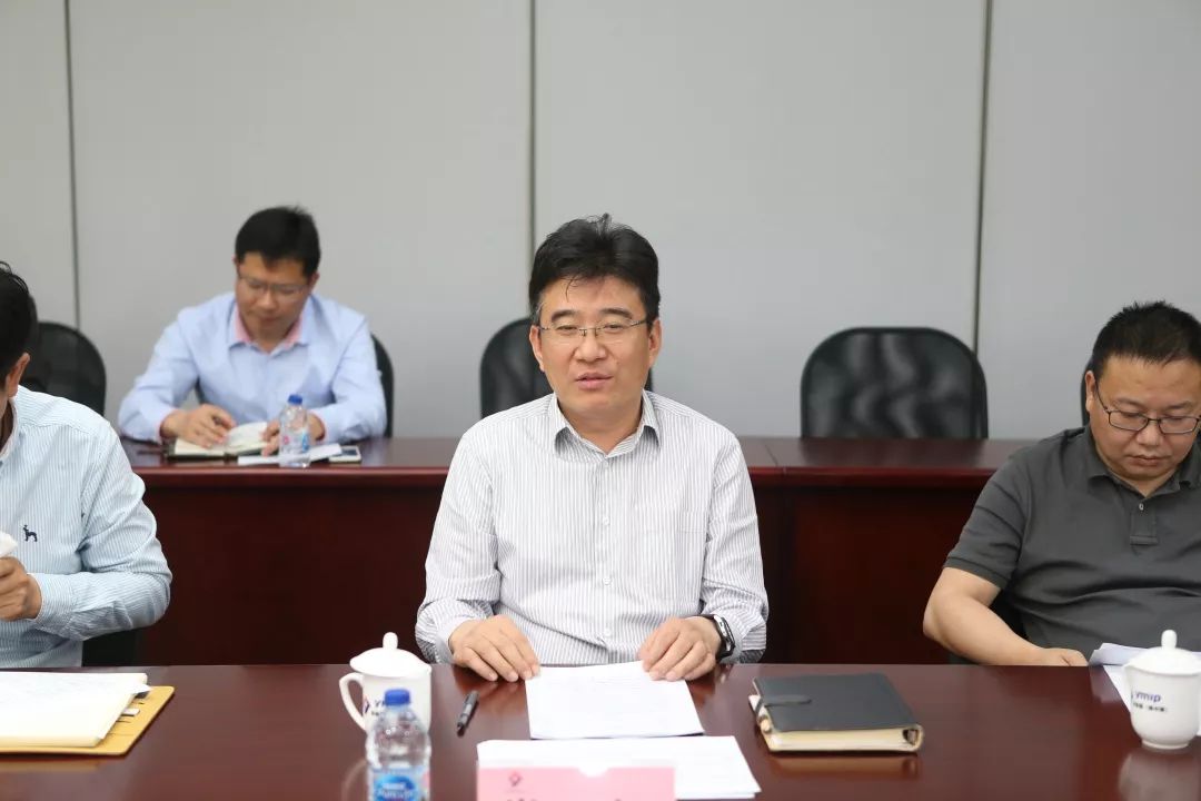 袁政国肯定了冶金园(锦丰镇)今年以来各项工作的成效,同时也希望园(镇