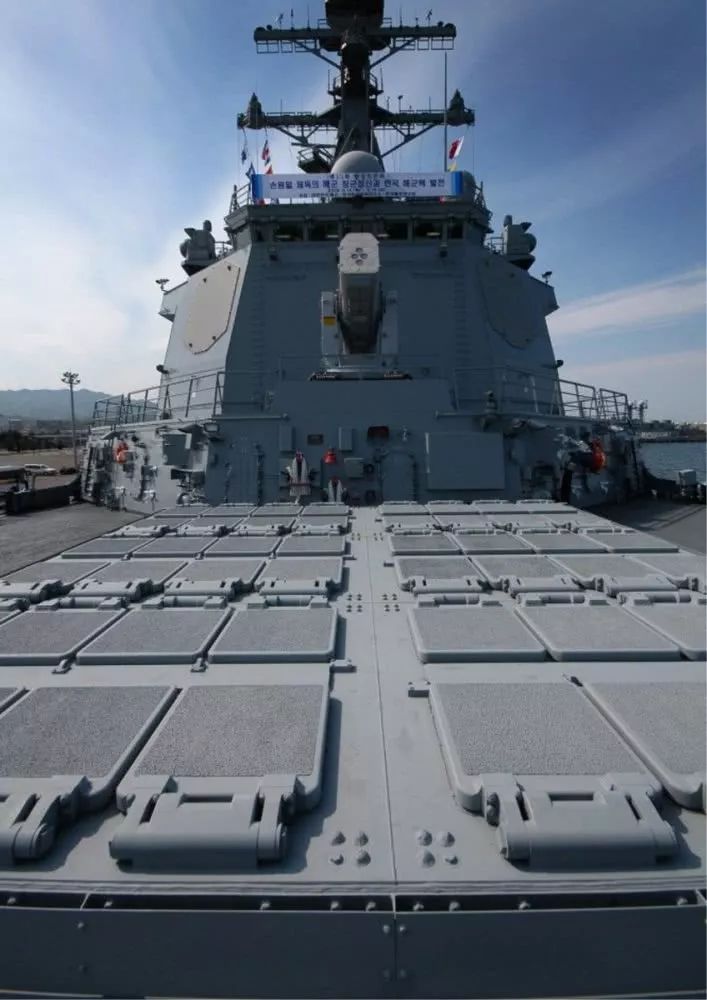 【要闻】被中国055大驱刺激了?韩国砸巨资再购3艘万吨级大型宙斯盾舰