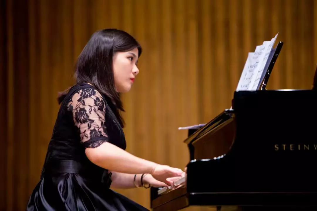 温情延续，聆听洁韵 林洁钢琴独奏音乐会_比赛
