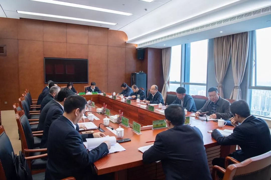 人行贵阳中心支行行长张瑞怀一行到省联社调研指导工作 明升88开户