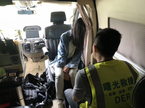 28岁女子携两子溺水自杀，留遗书称被公公婆婆毁掉