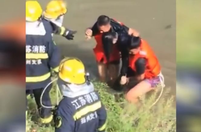 2名花季少女出事,生前曾一起.