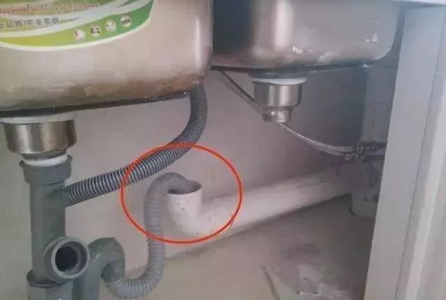 3,厨房水槽的下水管接口