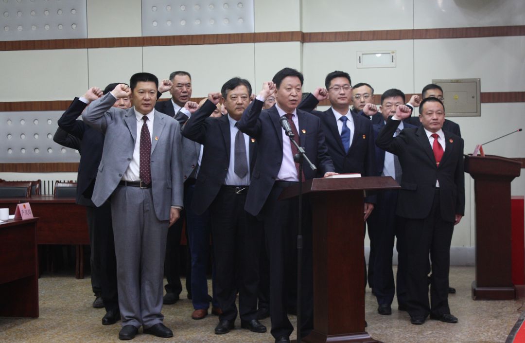 高密市十八届人大常委会举行第二十三次会议