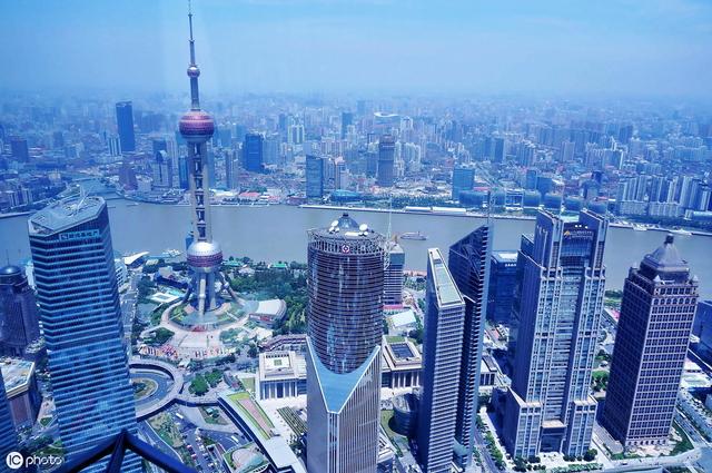 2019年经济发展方向_2019年,房地产经济的发展方向如何 内行 这两个因素影响最大