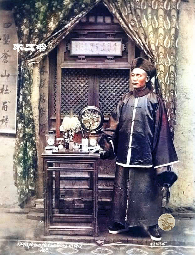 清末上色老照片:看看掌管一方生杀大权的官员,镜头下真实的模样_清朝