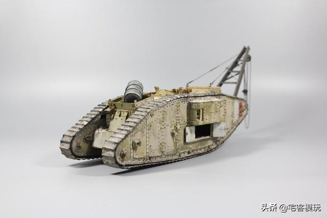 模玩秀：一战英国MKIV 雌性修理回收车