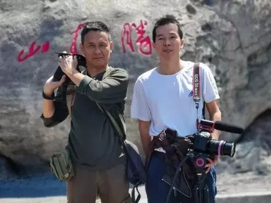 梅山飞哥与吕旭茂为了及时把采风活动全程记录吕,吕旭茂,梅山飞哥