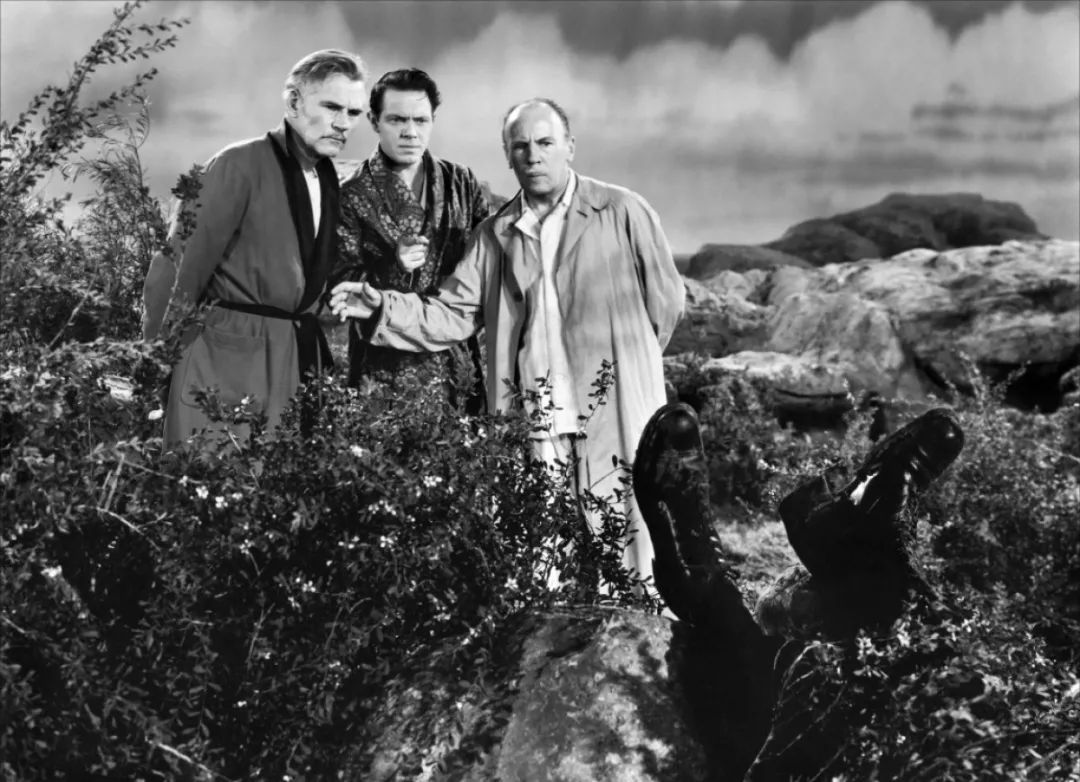 《看不见的客人》到《海市蜃楼》,他的电影都