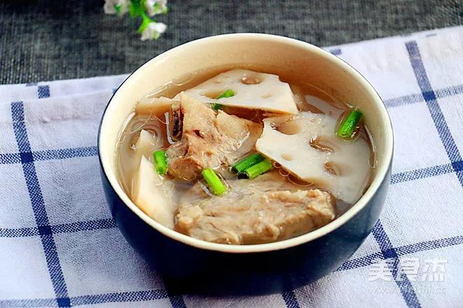 莲藕排骨汤怎么做好吃又简单 bacdfe2635e24ae4bf1fe96d01cb2fa4.jpeg