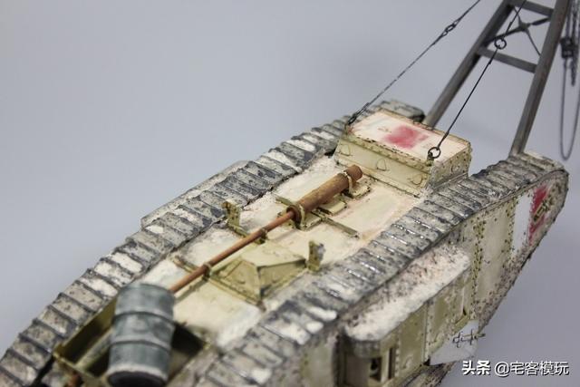 模玩秀：一战英国MKIV 雌性修理回收车