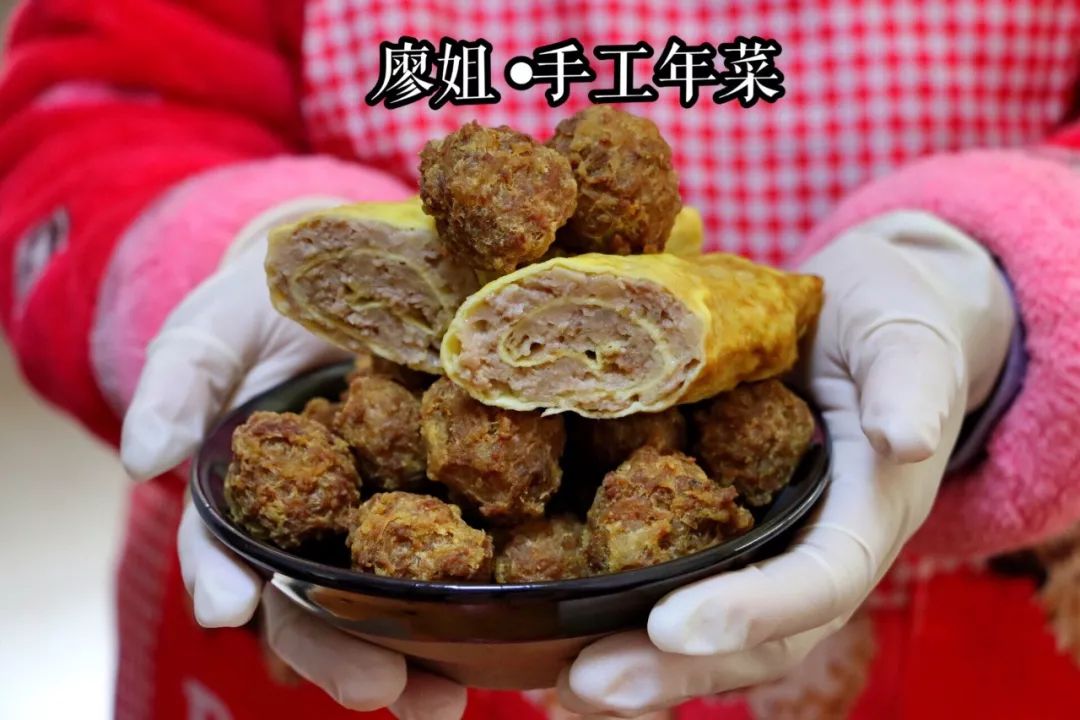 d74d5730618f4a50aa5da13dc0a353a7.jpeg