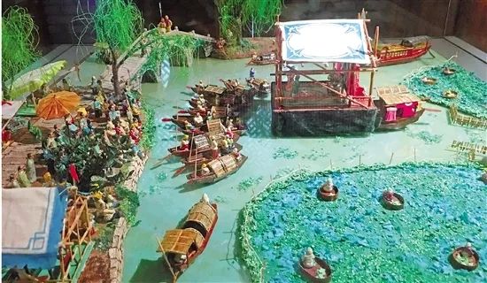 古代运河码头繁忙场景