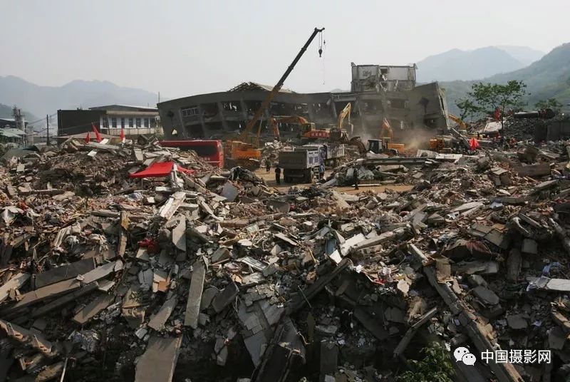 汶川地震前人口_汶川地震(3)