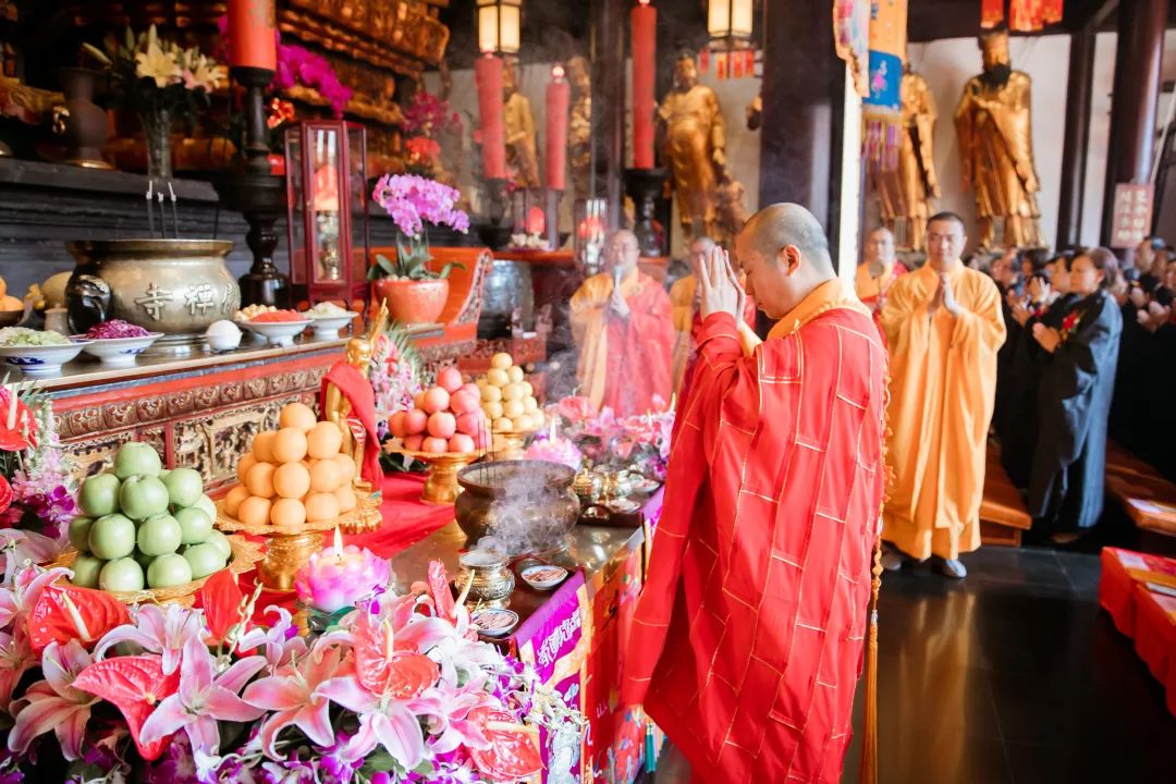 释迦牟尼佛圣诞吉日,祈愿佛日增辉,正法久住