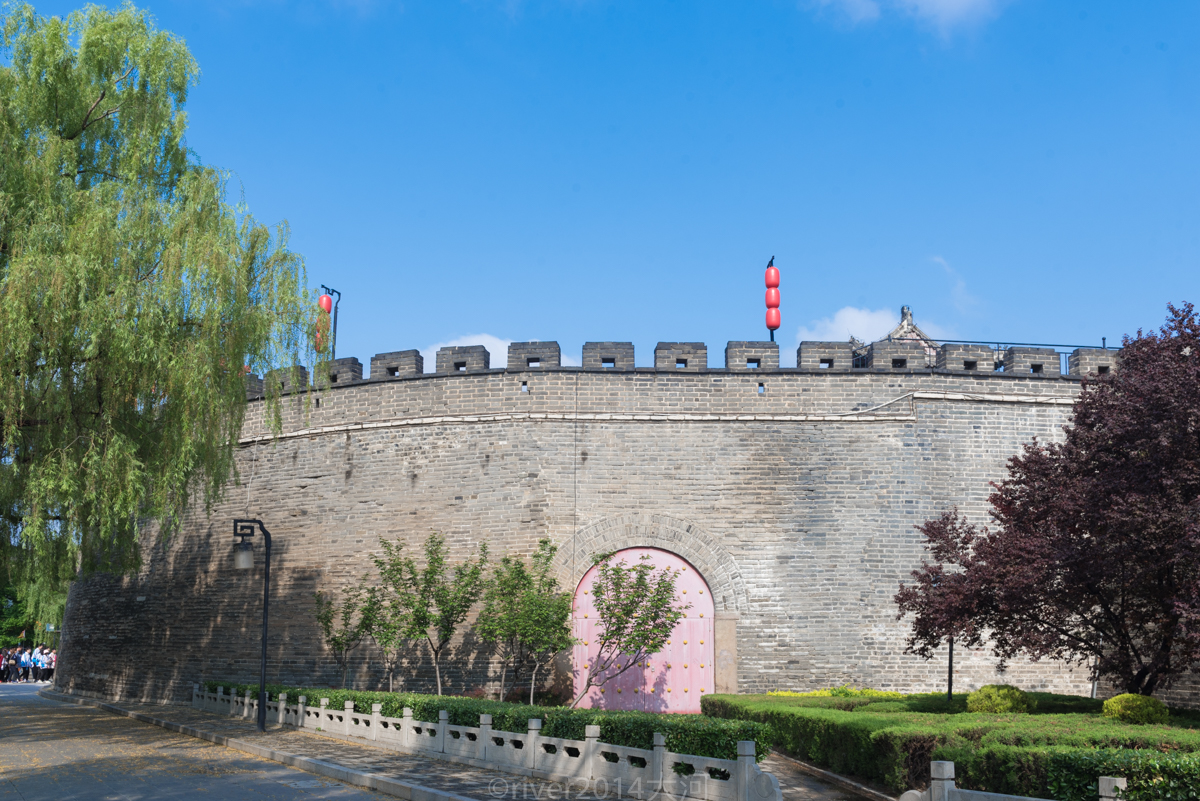 原创             山东有一片古建筑群，与北京故宫齐名，距今已有2497年