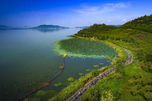 天气将轮换,阳光被阴雨替代(2019中国旅游日-第十七届