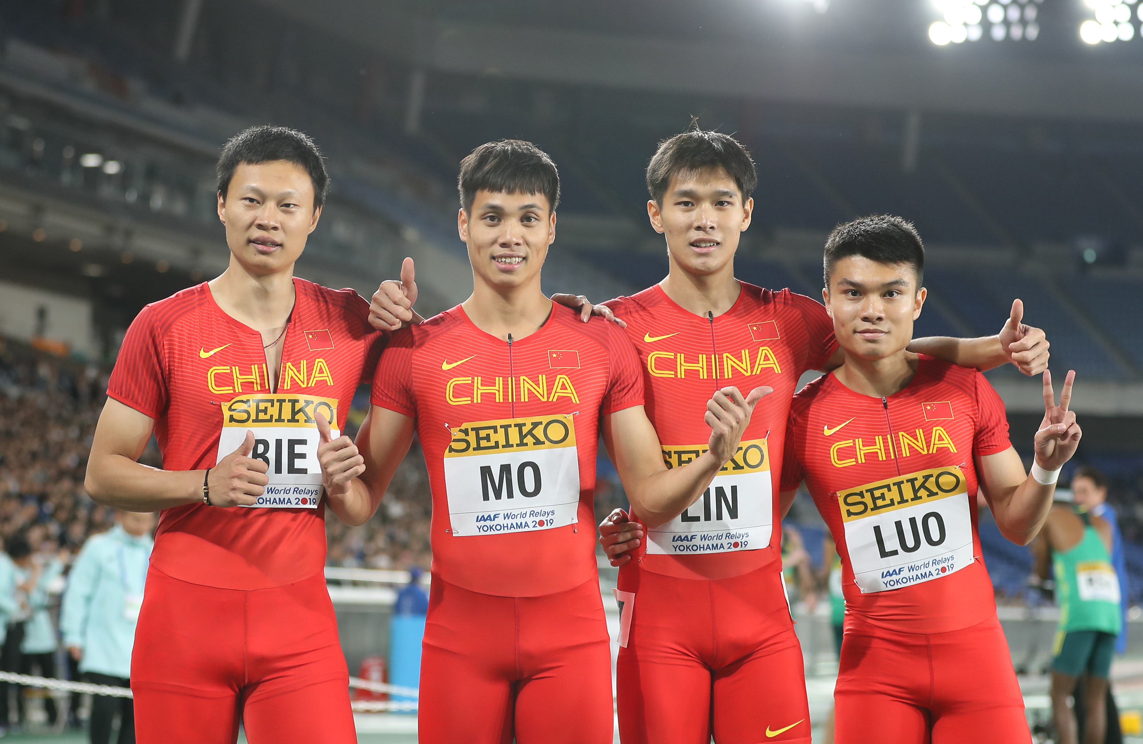 田径世界接力赛中国队晋级男子4x200米接力决赛