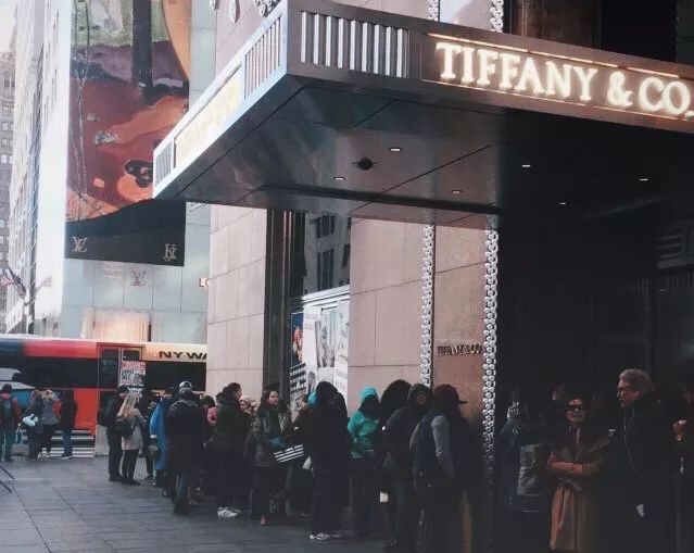 亚洲首家Tiffany Cafe来了!恭喜你,现在2h直飞就能吃上蒂凡尼的早餐了! 亚洲通登陆