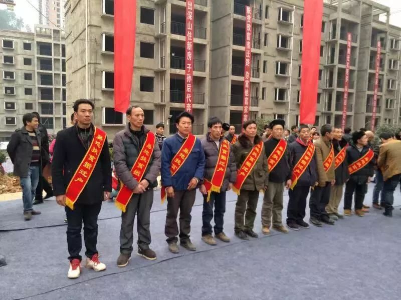 铜仁市的县有多少人口_铜仁市实时人口密度图