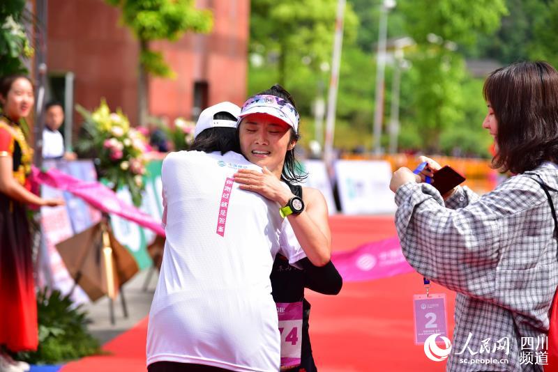 香港是什么民族最多 c3f937c1481a4543a6d2e24de6e321f6.jpeg