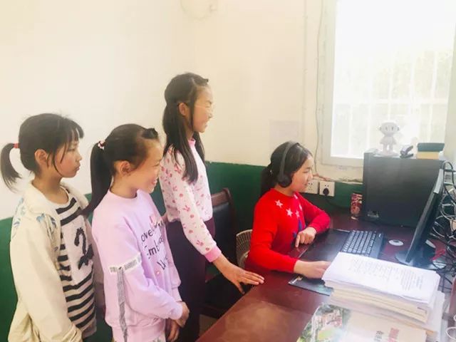 什么是留守儿童视频 f84cba1fc6764856b21fe819da0ead2d.jpeg