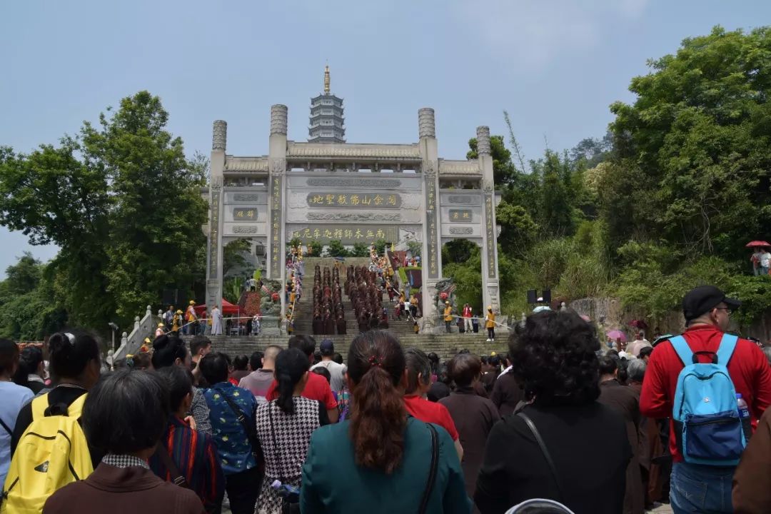 沙县淘金山母亲节万人报恩朝拜,盛大空前! ibet国际平台