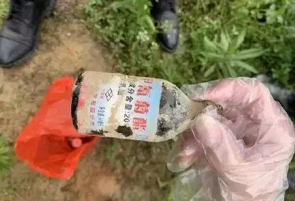 尸横遍野,熊孩子毒死了千斤小龙虾 !吃货和虾农一起在哀嚎~