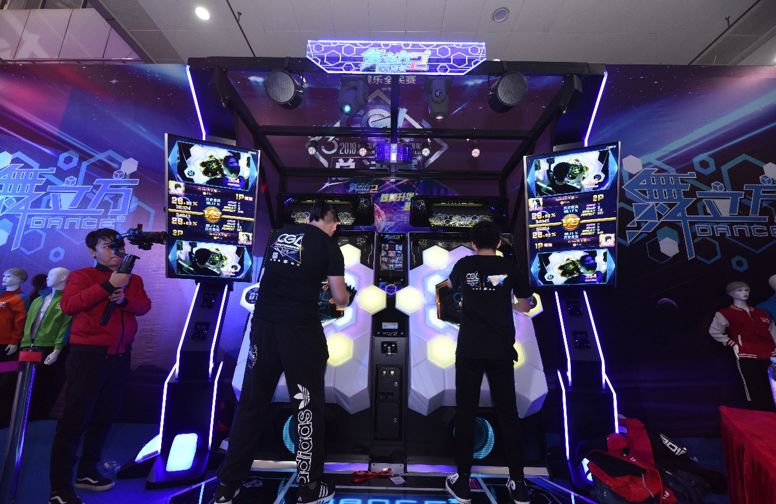 电竞赛车视频 05ce35e93bb34f06ade3274ba7208763.jpeg