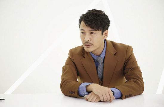 40岁的年纪,依旧是最帅的他,从模特到演员的逆袭成长 美高梅澳门巴黎人