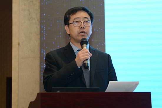 张军平教授在会议开幕式上致辞