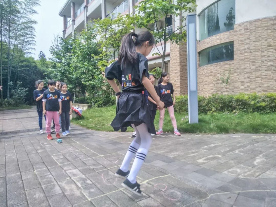 感恩父母 快乐成长|重庆渝中区邹容小学10岁集体生日会