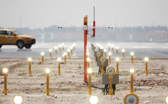 机场跑道灯光 24271c3478014f6d85d50ba682cc7bd6.jpeg