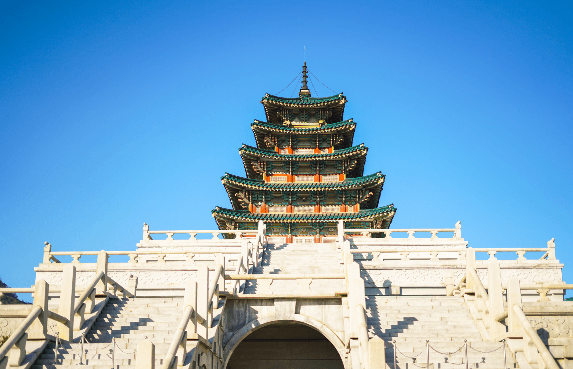 韩国的“故宫”，比北京故宫还早11年，600年后重建成旅游景点