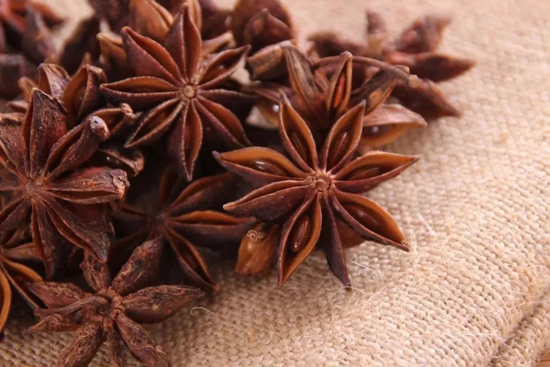 白醋泡八角